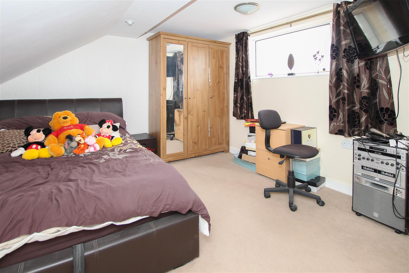 Wanlip Road, London Keith Ashton